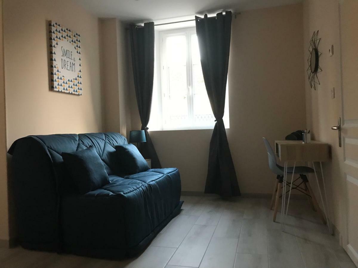 Vila Au 24 Villiers-Louis Exteriér fotografie